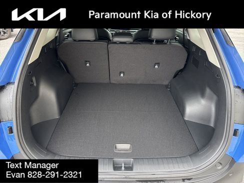 Used 2026 Kia Sportage EX FWD image 11