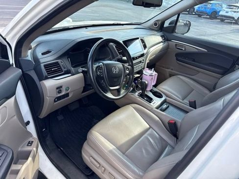 Used 2017 Honda Pilot EX-L image 19