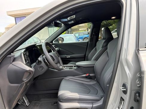 Certified 2026 Lexus TX 500h AWD w/ Technology Package image 19