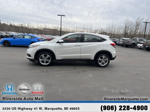 Used 2022 Honda HR-V LX image 4