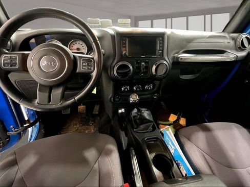 Used 2015 Jeep Wrangler Unlimited Sport w/ Power Convenience Group AWD/4WD image 16