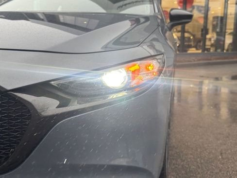 Used 2024 MAZDA MAZDA3 s image 10