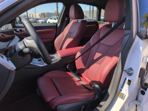 Used 2025 BMW i4 eDrive40 w/ Premium Package RWD image 16