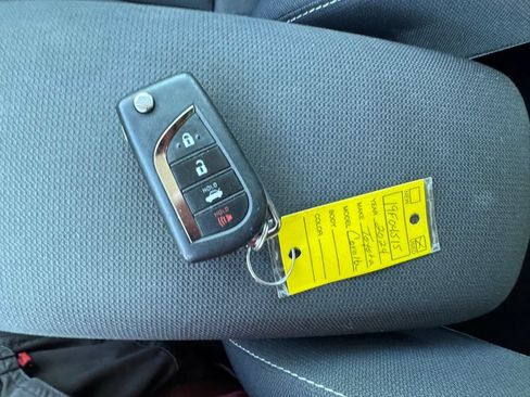Used 2024 Toyota Corolla LE FWD image 2