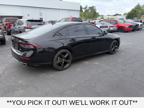Used 2024 Honda Accord Sport image 6