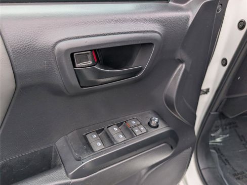 Used 2023 Toyota Tacoma SR AWD/4WD image 19