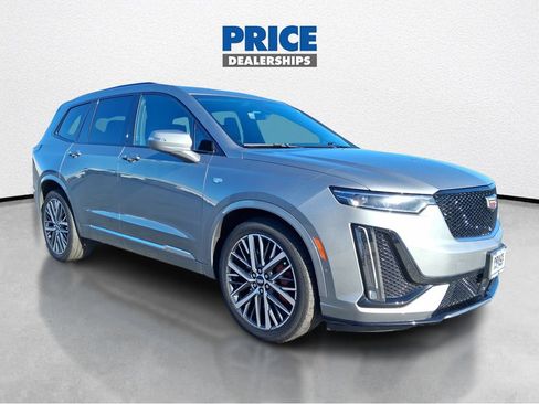 Used 2024 Cadillac XT6 Sport w/ Technology Package AWD/4WD image 1