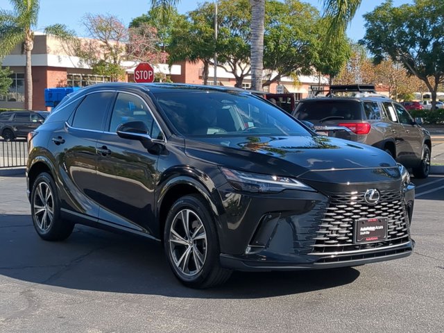 Used 2024 Lexus RX 350 FWD w/ Technology Package image 3