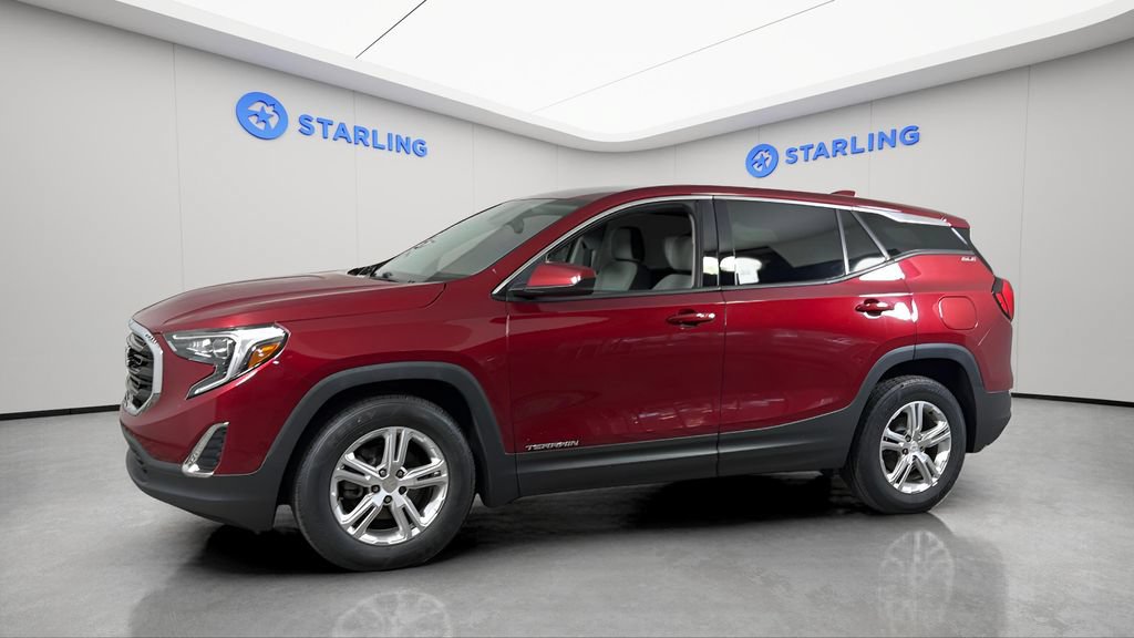 Used 2020 GMC Terrain SLE FWD image 2
