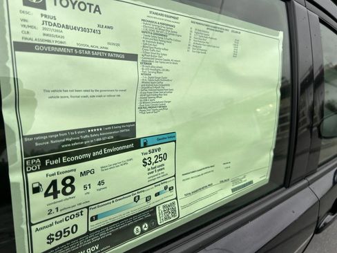 New 2027 Toyota Prius XLE AWD/4WD image 30
