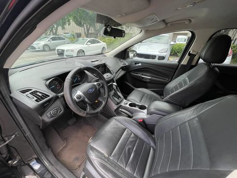 Used 2014 Ford Escape SE w/ Equipment Group 201A FWD image 23