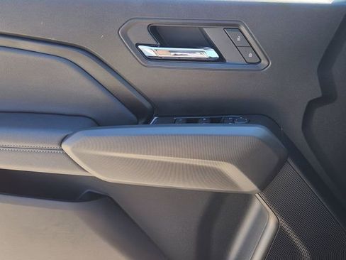New 2025 Chevrolet Colorado LT w/ Advanced Trailering Package RWD image 17