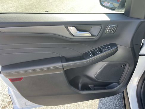 New 2026 Ford Escape Active w/ Active Premium Tech Pack image 10