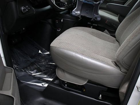 Used 2019 Chevrolet Express 3500 Extended w/ Driver Convenience Package image 18