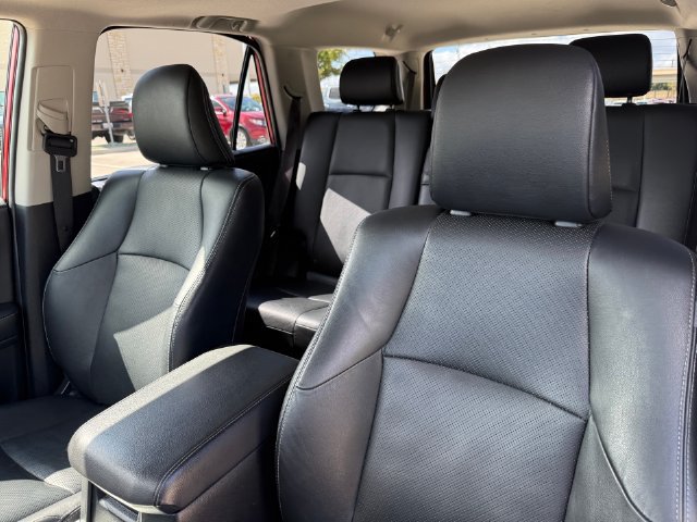 Used 2023 Toyota 4Runner Limited AWD/4WD image 15