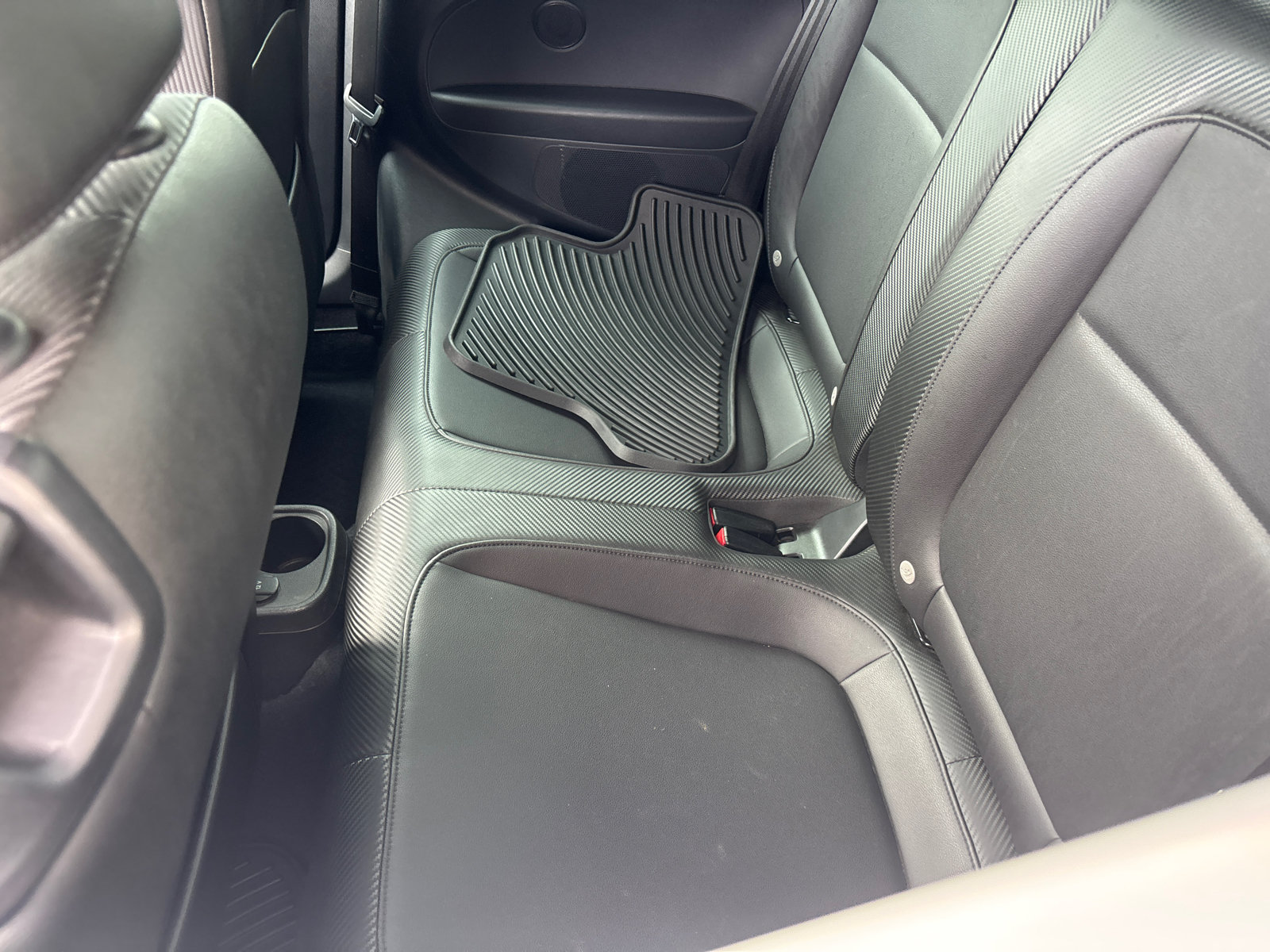 Used 2018 Volkswagen Beetle 2.0T S FWD image 28