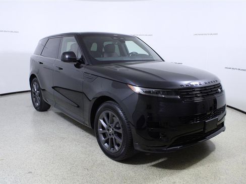 Used 2024 Land Rover Range Rover Sport Dynamic SE AWD/4WD image 3