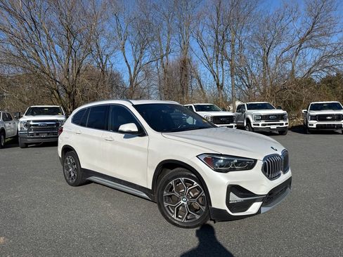 Used 2020 BMW X1 xDrive28i w/ Convenience Package image 1