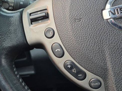 Used 2012 Nissan Rogue SL AWD/4WD image 14