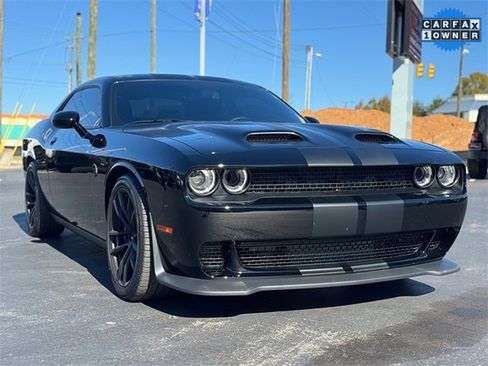 Used 2023 Dodge Challenger SRT Hellcat image 3