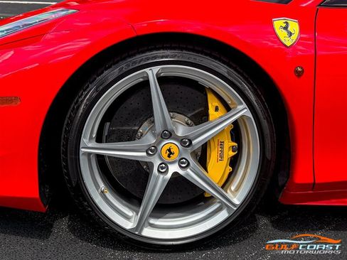 Used 2013 Ferrari 458 Spider RWD image 33