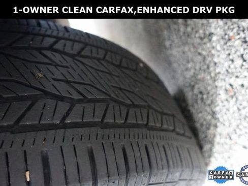 Used 2024 Chevrolet Traverse RS image 38