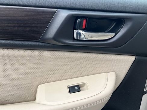 Used 2017 Subaru Legacy 2.5i Limited image 25