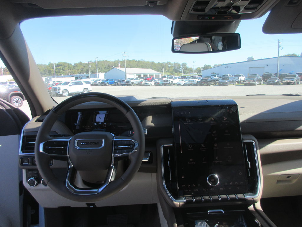 New 2027 GMC Yukon Denali w/ Sun & Power Step Package AWD/4WD image 16