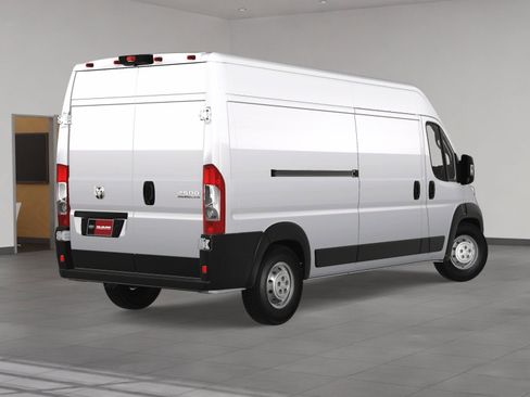 New 2024 RAM ProMaster 2500 w/ Convenience Group image 5