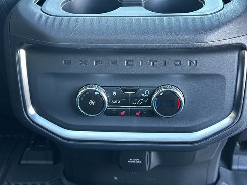 New 2026 Ford Expedition Tremor image 32