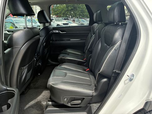 Used 2023 Hyundai Palisade Limited AWD/4WD image 29