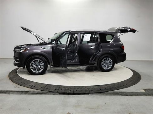 Used 2024 INFINITI QX80 Luxe image 12