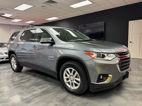 Used 2019 Chevrolet Traverse LT AWD/4WD image 4
