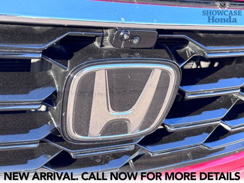 Used 2025 Honda Pilot Elite image 9
