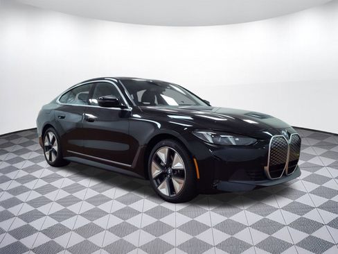 Certified 2025 BMW i4 eDrive40 w/ Premium Package image 7