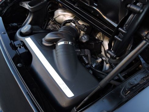 Used 2006 Porsche 911 Carrera 4S image 86