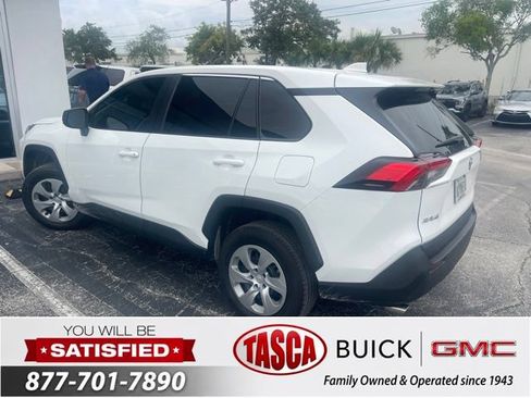 Used 2023 Toyota RAV4 LE FWD image 3