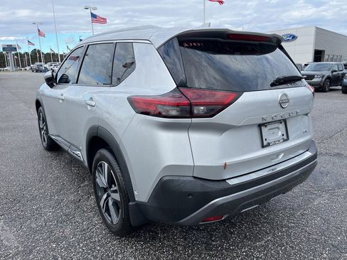 Used 2023 Nissan Rogue SL w/ SL Premium Package image 7