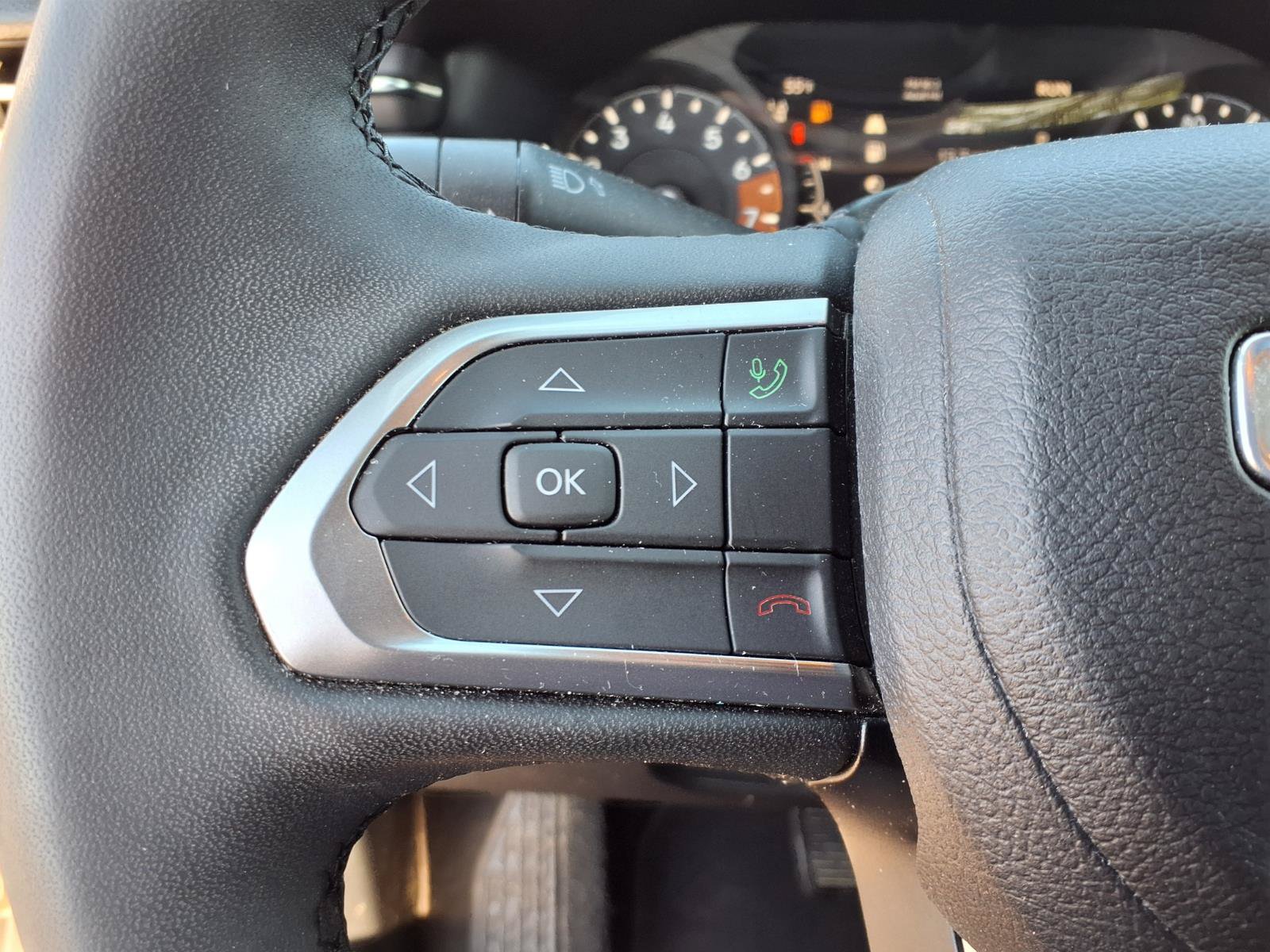 Used 2024 Jeep Compass Limited AWD/4WD image 14