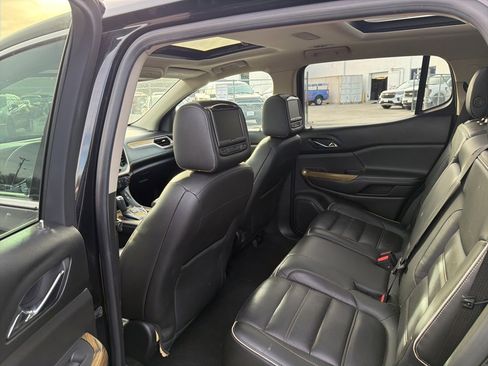 Used 2017 GMC Acadia Denali w/ Technology Package image 16