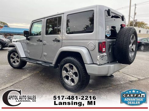Used 2017 Jeep Wrangler Unlimited Sahara image 6