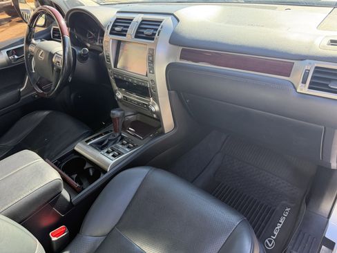 Used 2017 Lexus GX 460 Luxury image 21