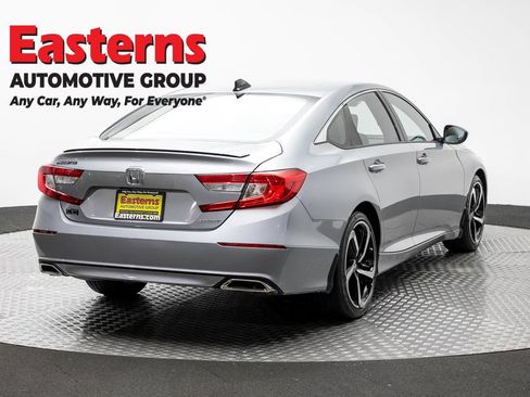 Used 2022 Honda Accord Sport image 5