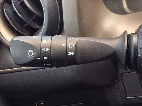 Used 2013 Toyota RAV4 XLE FWD image 12