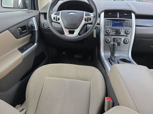 Used 2013 Ford Edge SE FWD image 17