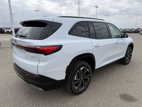 New 2026 Buick Enclave Sport Touring image 9