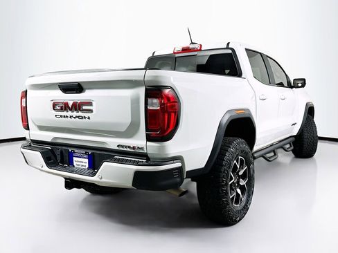 Used 2024 GMC Canyon AT4X AWD/4WD image 7