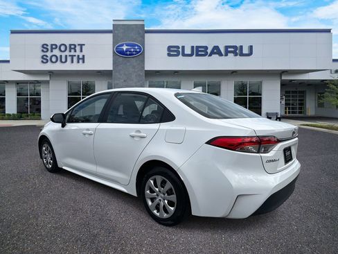 Used 2023 Toyota Corolla LE image 5