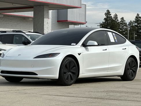 Used 2024 Tesla Model 3 Long Range image 7