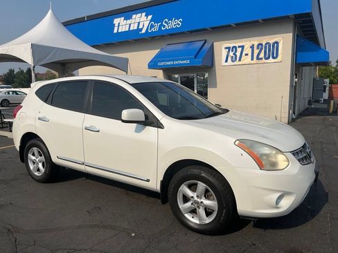 Used 2013 Nissan Rogue S w/ Special Edition Pkg FWD image 1